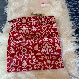 NEW Thirty-One Red Parisian Timeless Memory Pouch